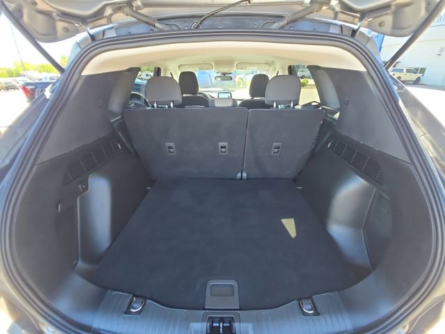 Certified 2021 Ford Escape SE w/ SE Sport Appearance Package AWD/4WD image 4