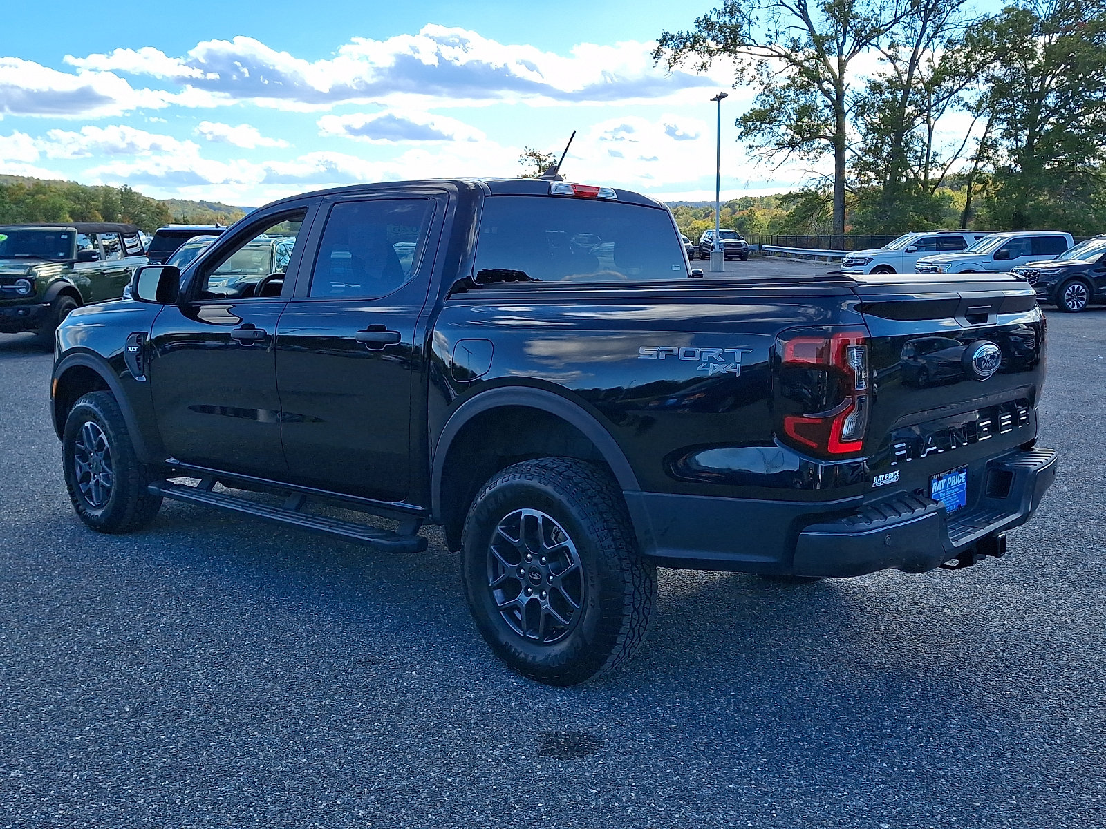 Certified 2025 Ford Ranger XLT w/ Trailer Tow Package AWD/4WD image 5