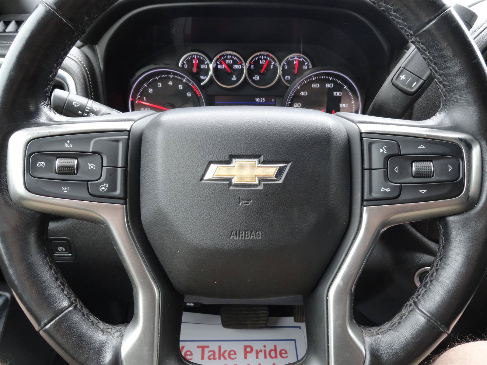 Used 2021 Chevrolet Silverado 1500 LT AWD/4WD image 15