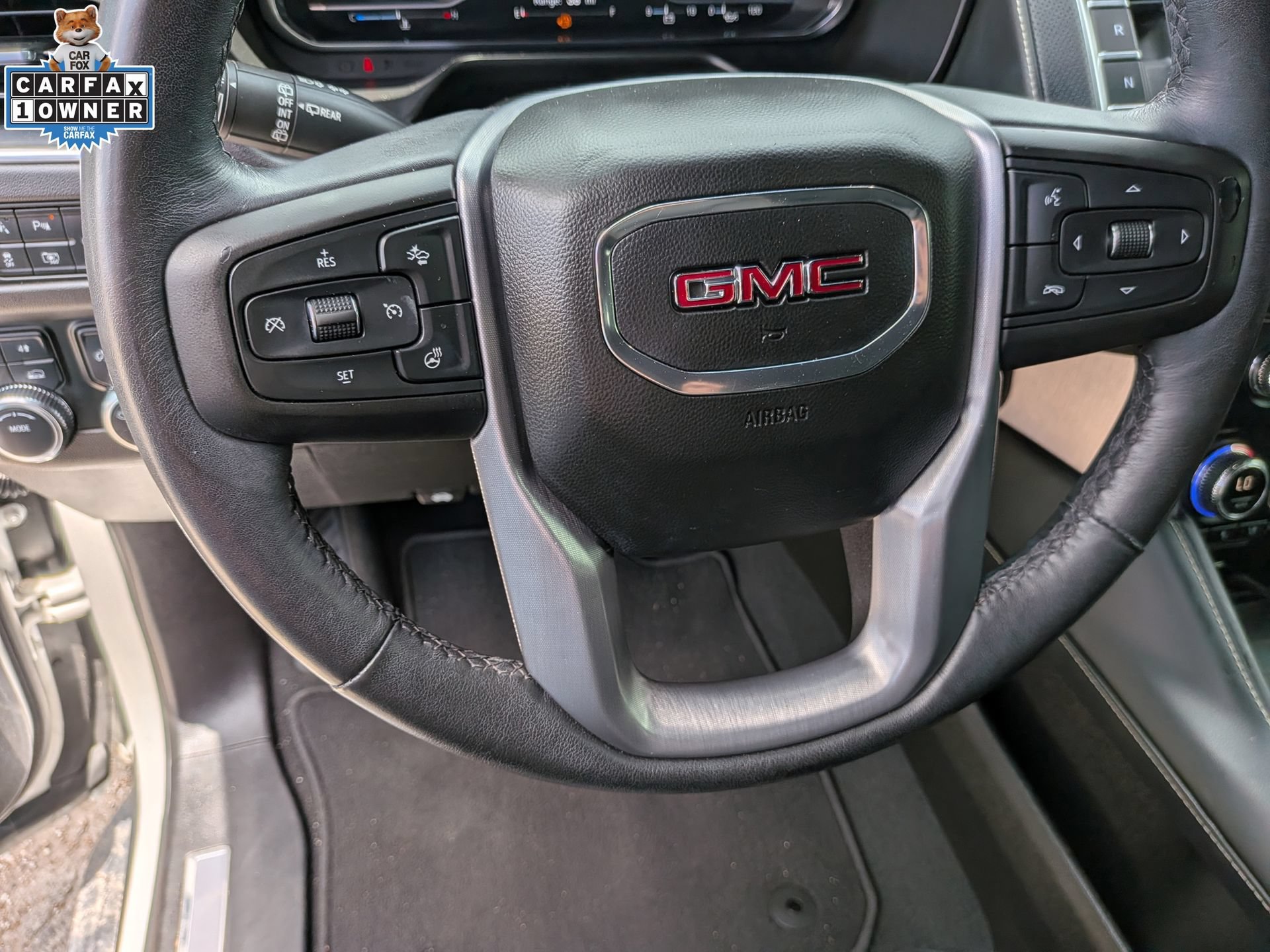 Used 2022 GMC Yukon SLT w/ SLT Luxury Package AWD/4WD image 28