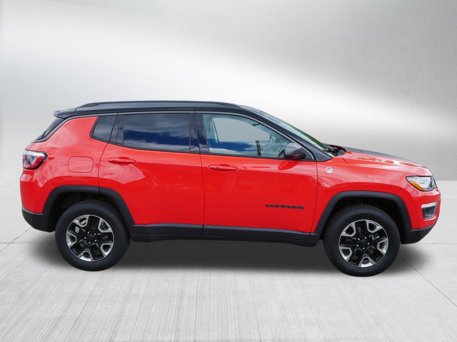 Used 2018 Jeep Compass Trailhawk w/ Navigation Group AWD/4WD image 8