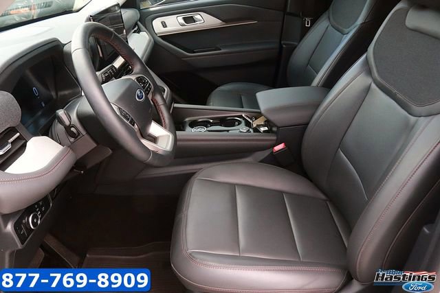Certified 2025 Ford Explorer Active w/ Active Comfort Package image 12