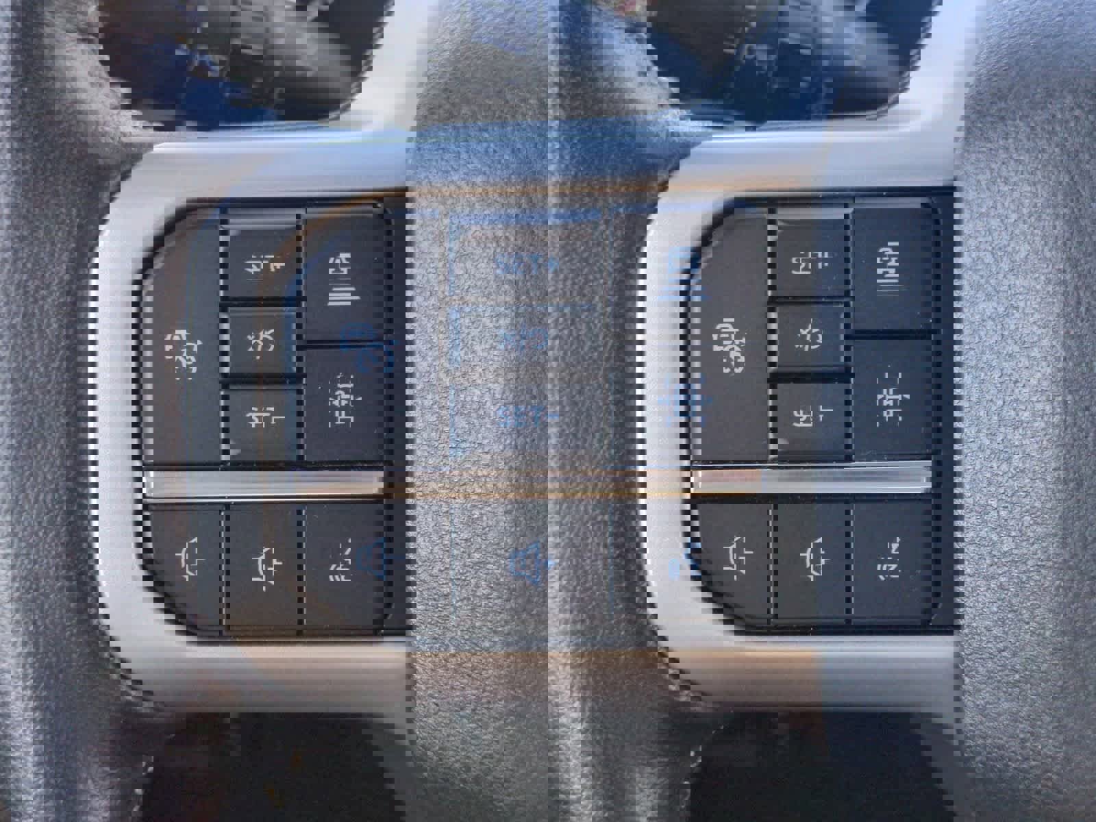 Certified 2022 Ford Expedition XLT image 25