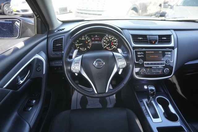 Used 2018 Nissan Altima 2.5 SR w/ Interior Lighting Package image 21