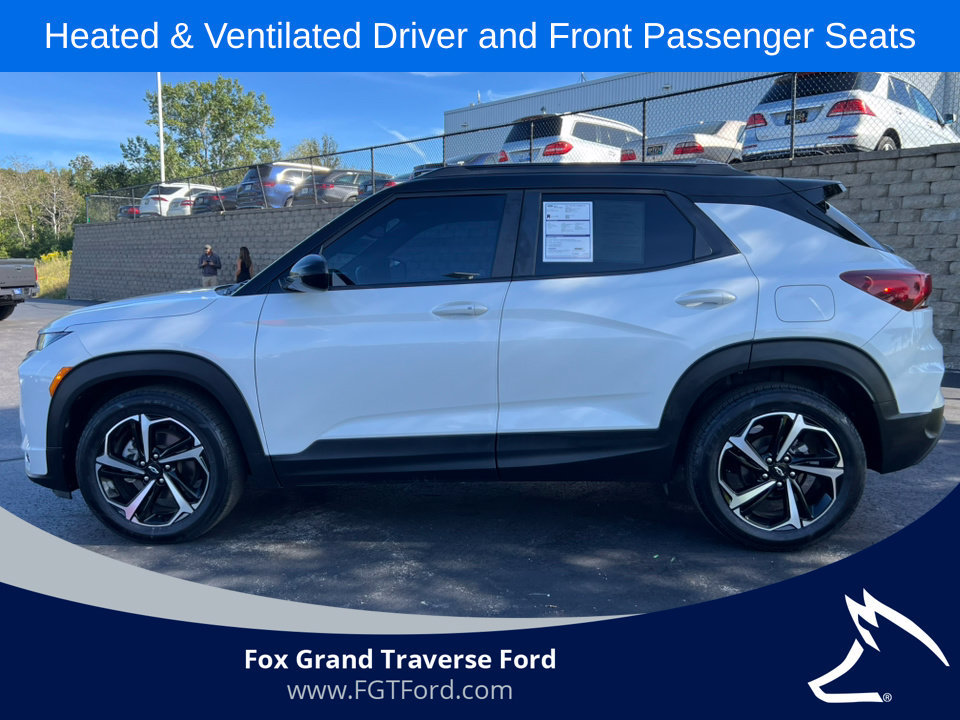 Used 2021 Chevrolet TrailBlazer RS w/ Sun and Liftgate Package FWD image 38