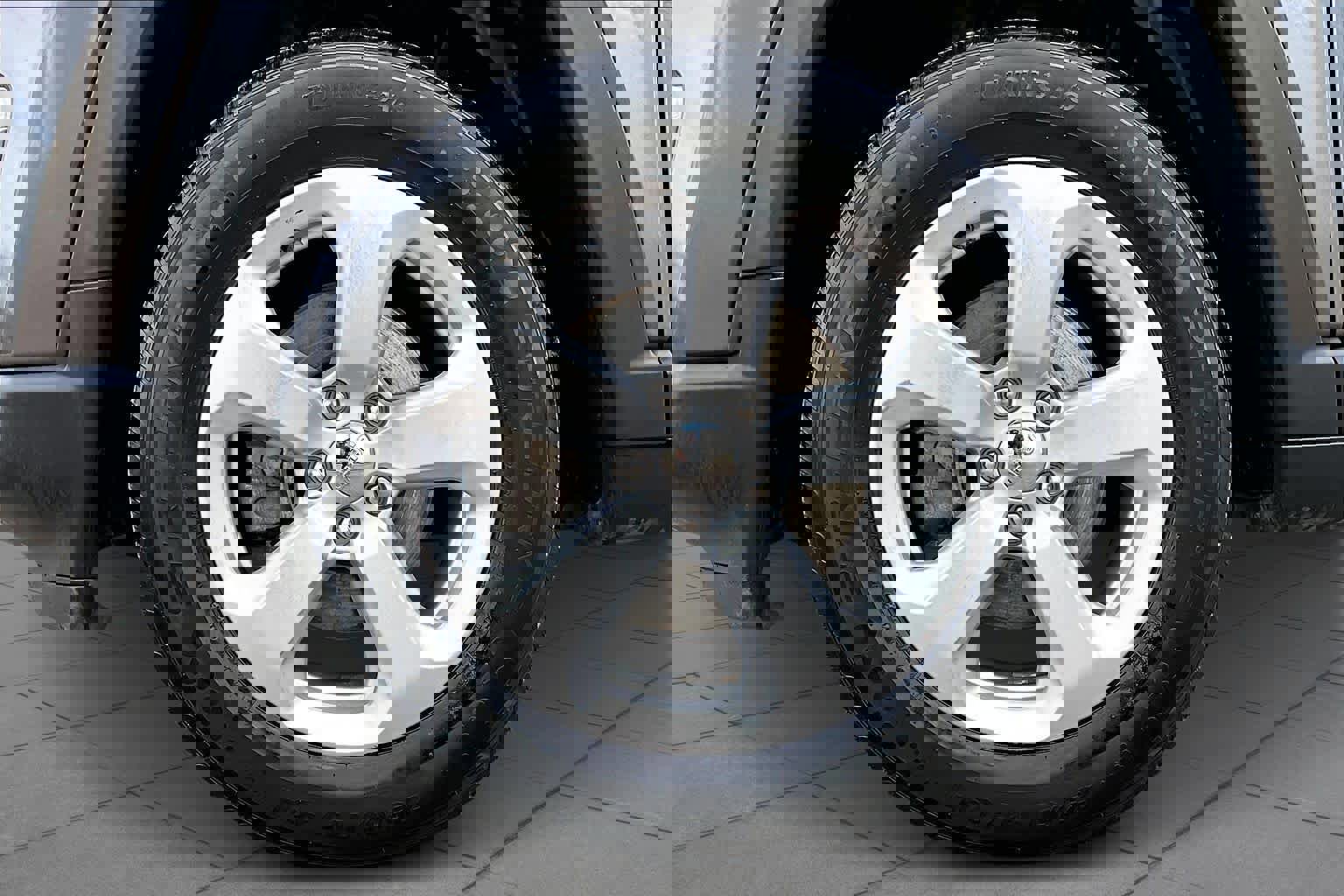 Used 2018 Jeep Compass Latitude w/ Popular Equipment Group image 15