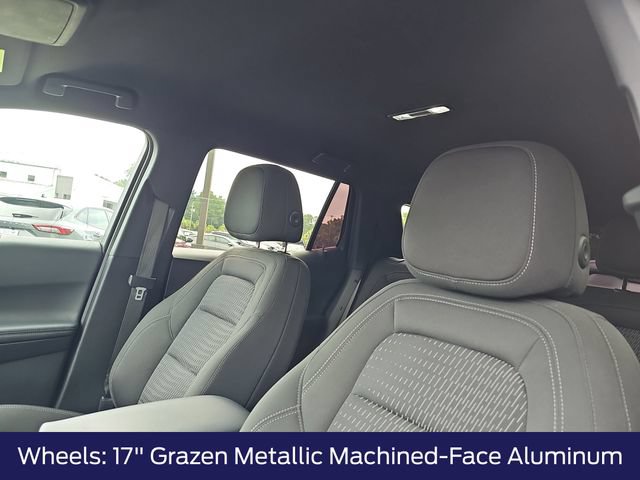 Used 2025 Chevrolet Equinox LT FWD image 16