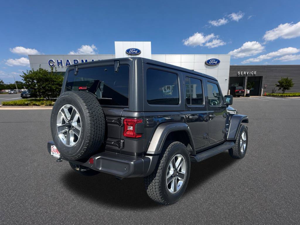 Used 2018 Jeep Wrangler Unlimited Sahara AWD/4WD image 6