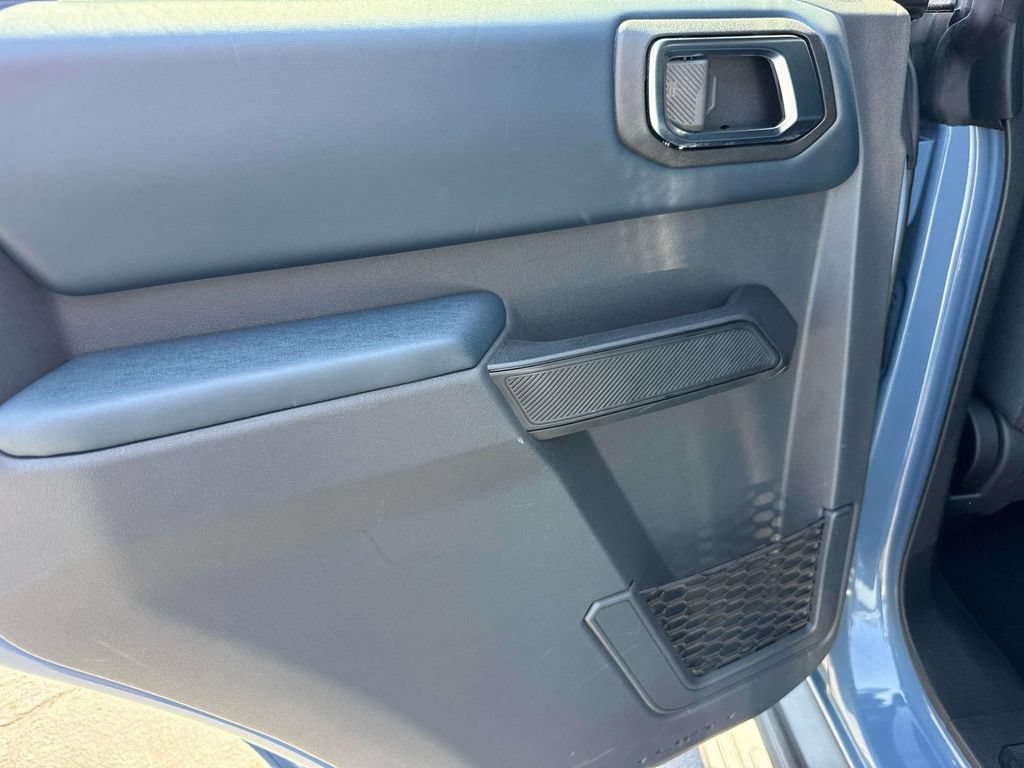 Certified 2025 Ford Bronco Heritage Edition AWD/4WD image 10