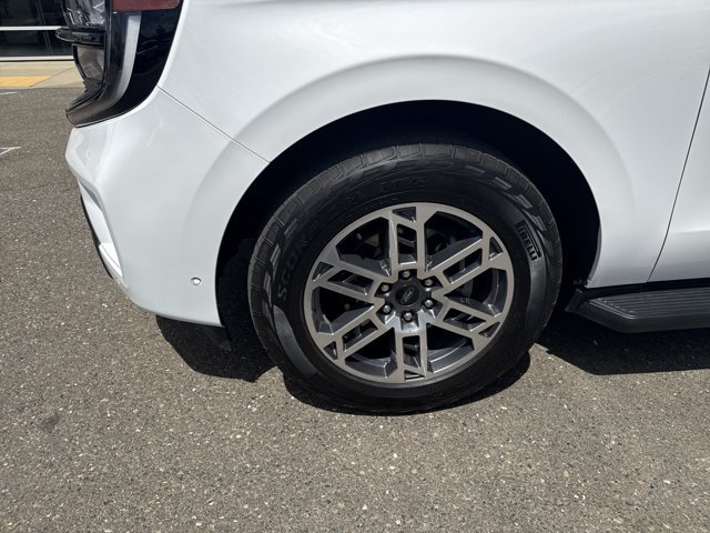 Certified 2025 Ford Expedition Active AWD/4WD image 12
