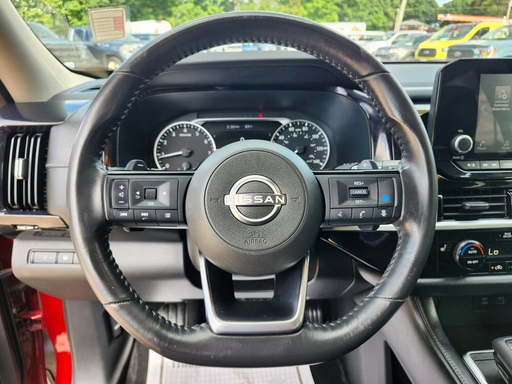Used 2022 Nissan Pathfinder SV w/ SV Premium Package AWD/4WD image 30