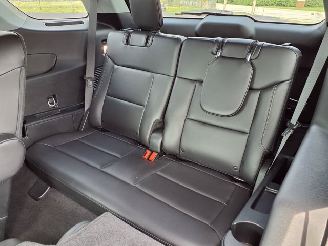 Certified 2023 Ford Explorer XLT w/ Equipment Group 202A AWD/4WD image 25