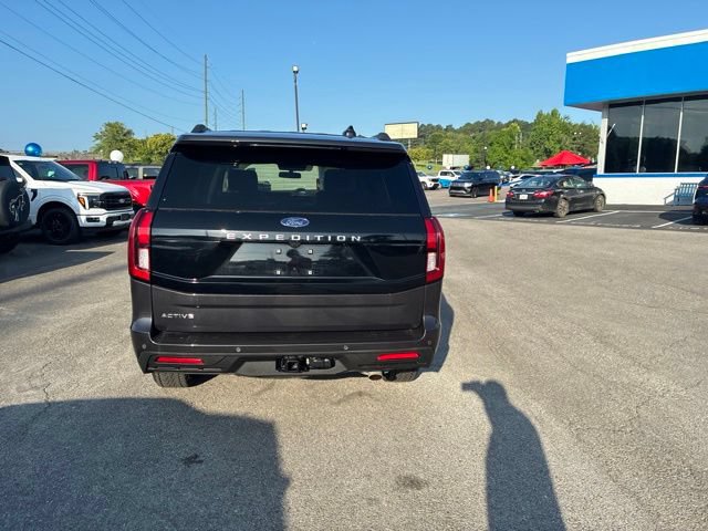 Certified 2025 Ford Expedition Active AWD/4WD image 34