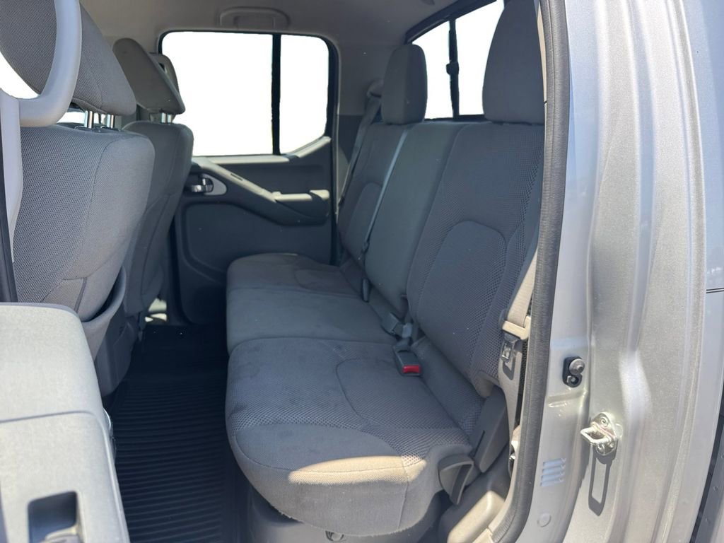 Used 2019 Nissan Frontier SV w/ Value Truck Package RWD image 13