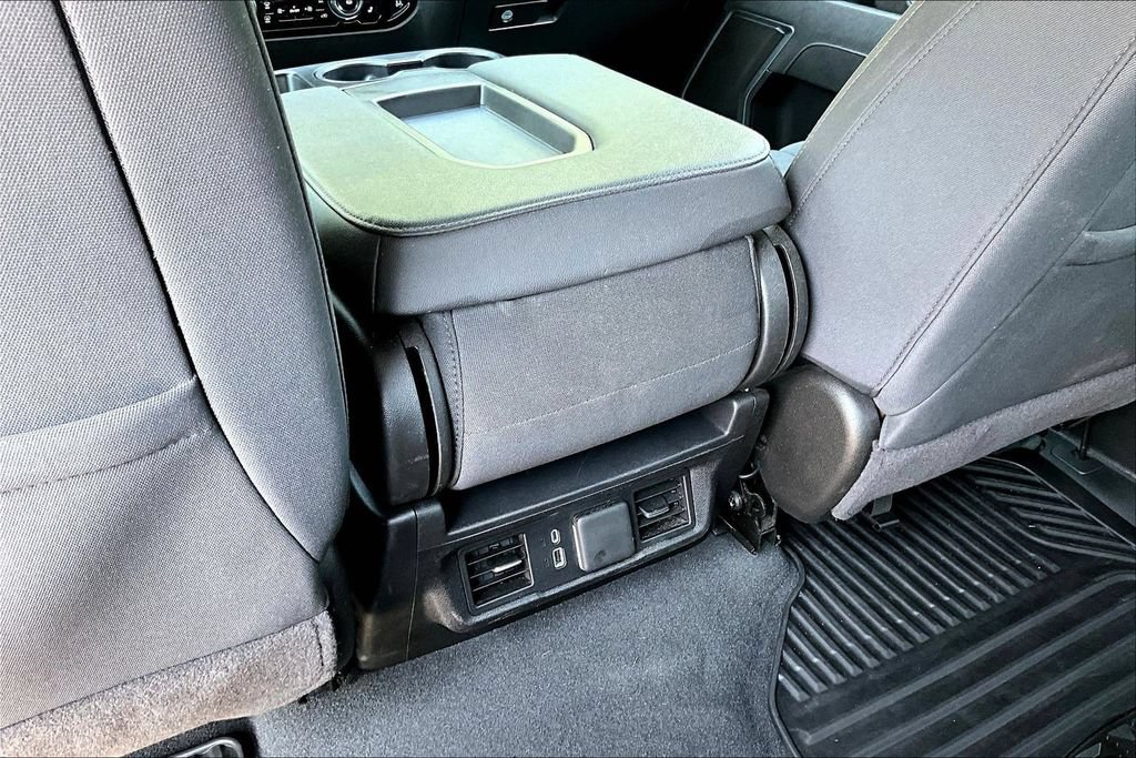 Used 2025 Chevrolet Silverado 2500 LT w/ Convenience Package AWD/4WD image 13