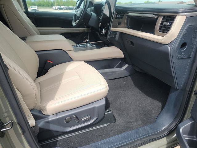 Certified 2024 Ford Expedition Limited AWD/4WD image 14