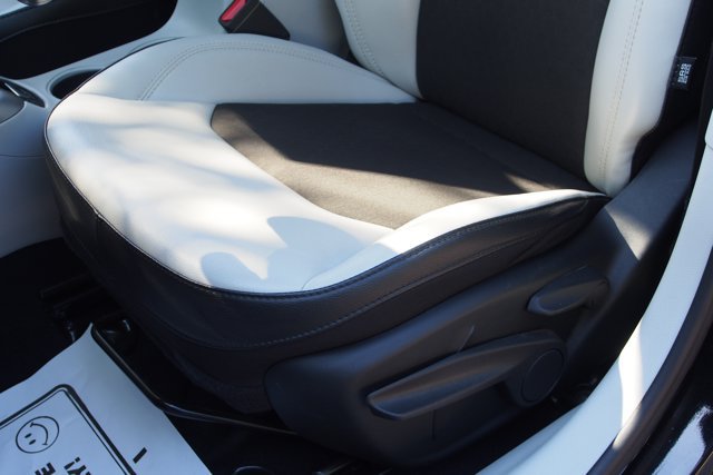 Used 2020 Jeep Compass Latitude FWD image 18