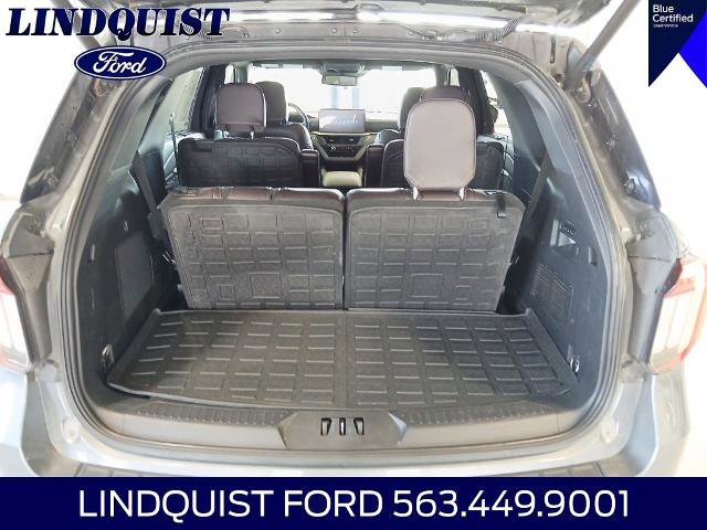 Certified 2025 Ford Explorer Platinum w/ Ultimate Package AWD/4WD image 21