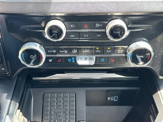 Certified 2026 Ford F250 Platinum AWD/4WD image 36