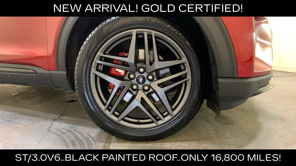 Certified 2025 Ford Explorer ST w/ Sun And Sound Package AWD/4WD image 9