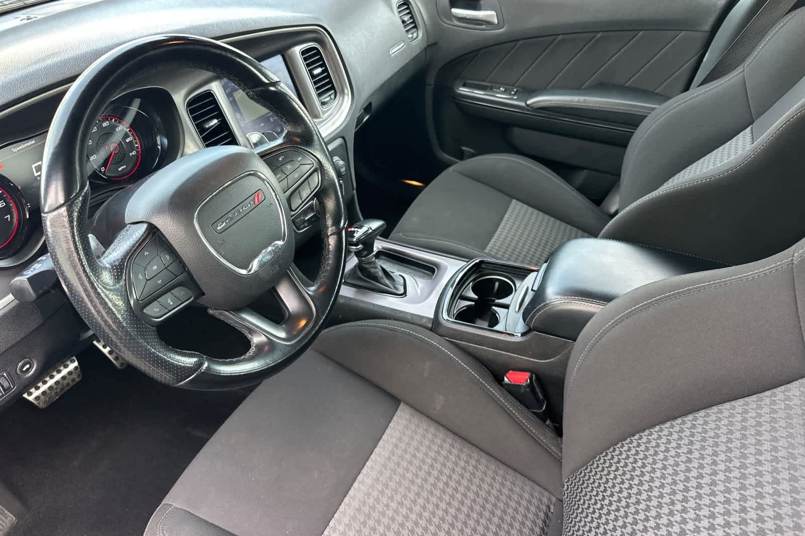 Used 2022 Dodge Charger GT w/ Blacktop Package RWD image 12