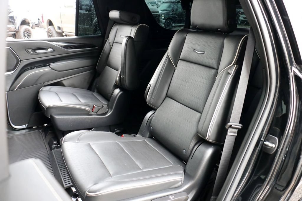 Used 2023 Cadillac Escalade Sport w/ LPO, ONYX Package AWD/4WD image 27
