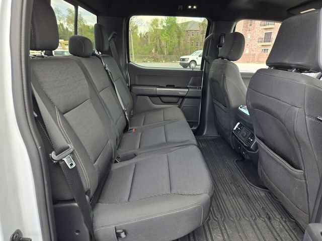 Certified 2022 Ford F150 XLT w/ Equipment Group 302A High image 18