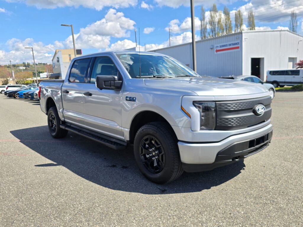 Certified 2025 Ford F150 Lightning XLT image 7