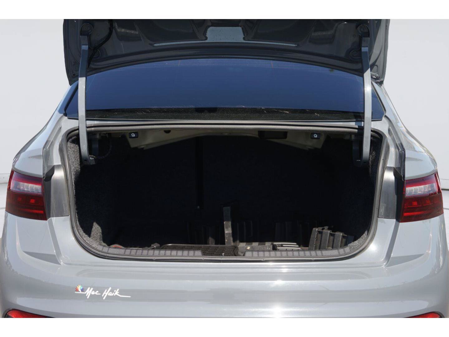 Used 2023 Volkswagen Jetta GLI Autobahn FWD image 32
