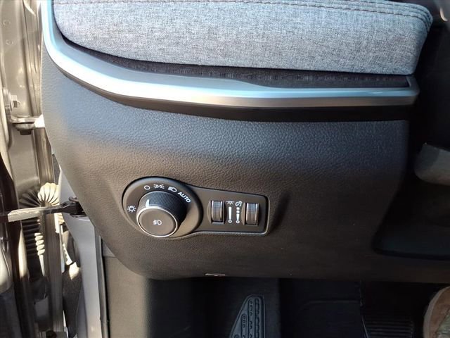 Used 2022 Jeep Compass Latitude image 20