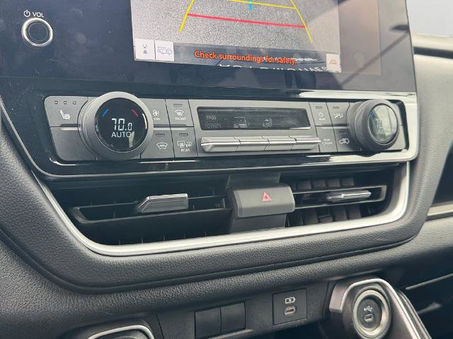 Used 2025 Toyota Grand Highlander AWD image 21