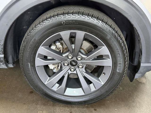 Certified 2023 Ford Explorer XLT w/ Equipment Group 202A AWD/4WD image 8