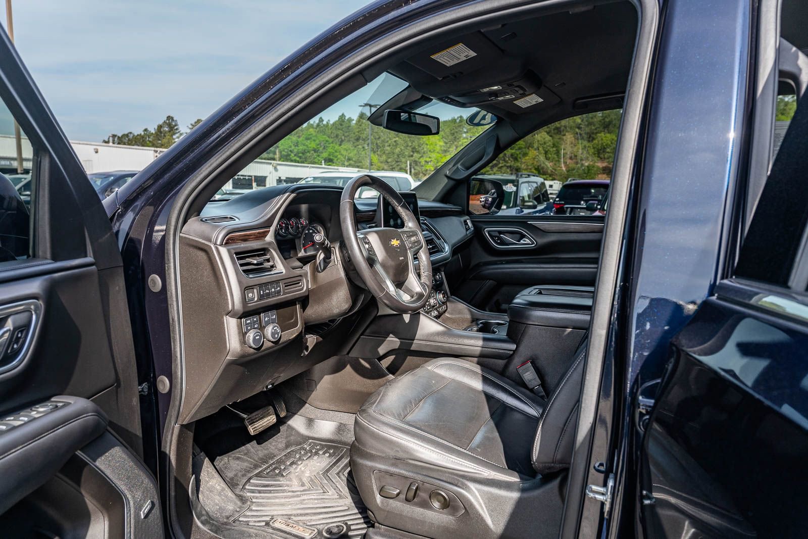 Used 2021 Chevrolet Tahoe LT image 18