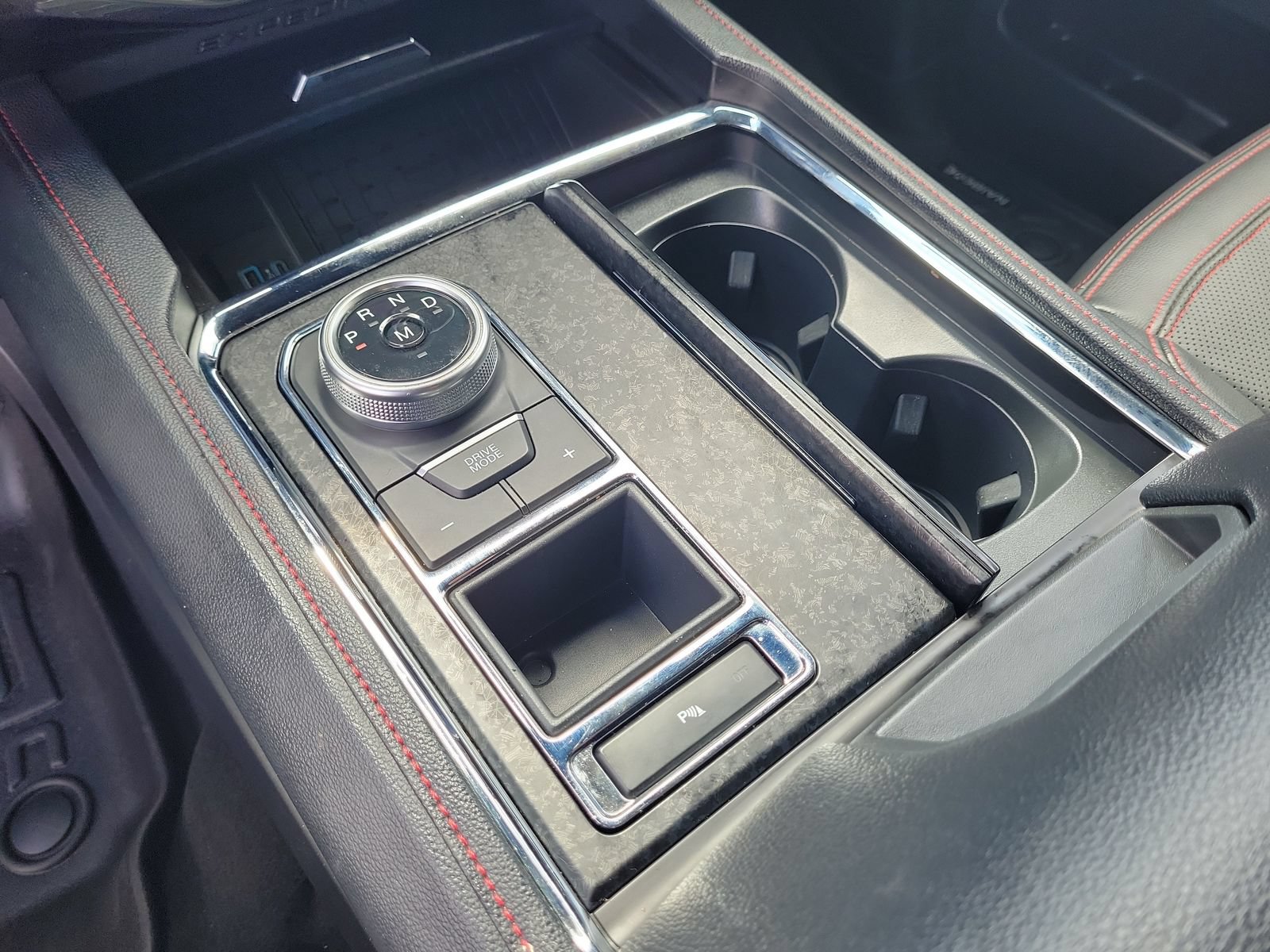 Certified 2024 Ford Expedition Limited RWD image 29