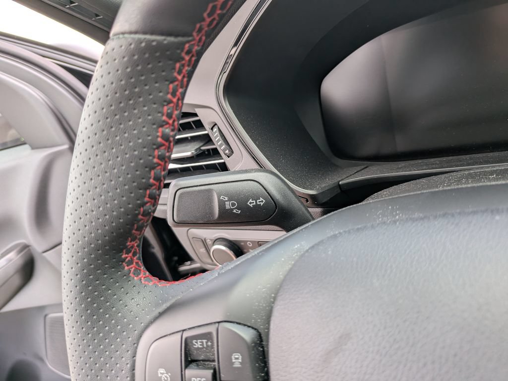 Certified 2024 Ford Escape ST-Line w/ Tech Pack #1 FWD image 29