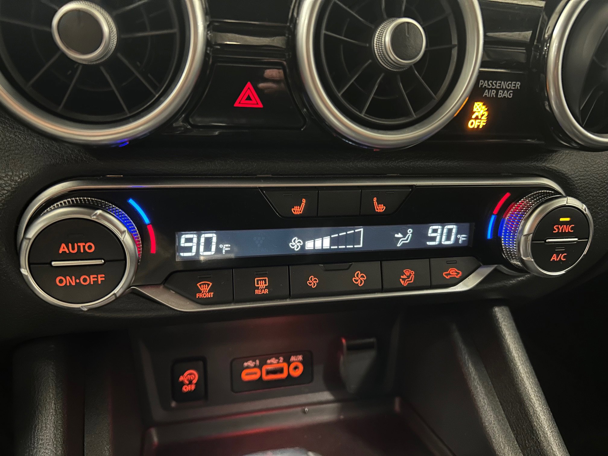 Used 2024 Nissan Sentra SR FWD image 27