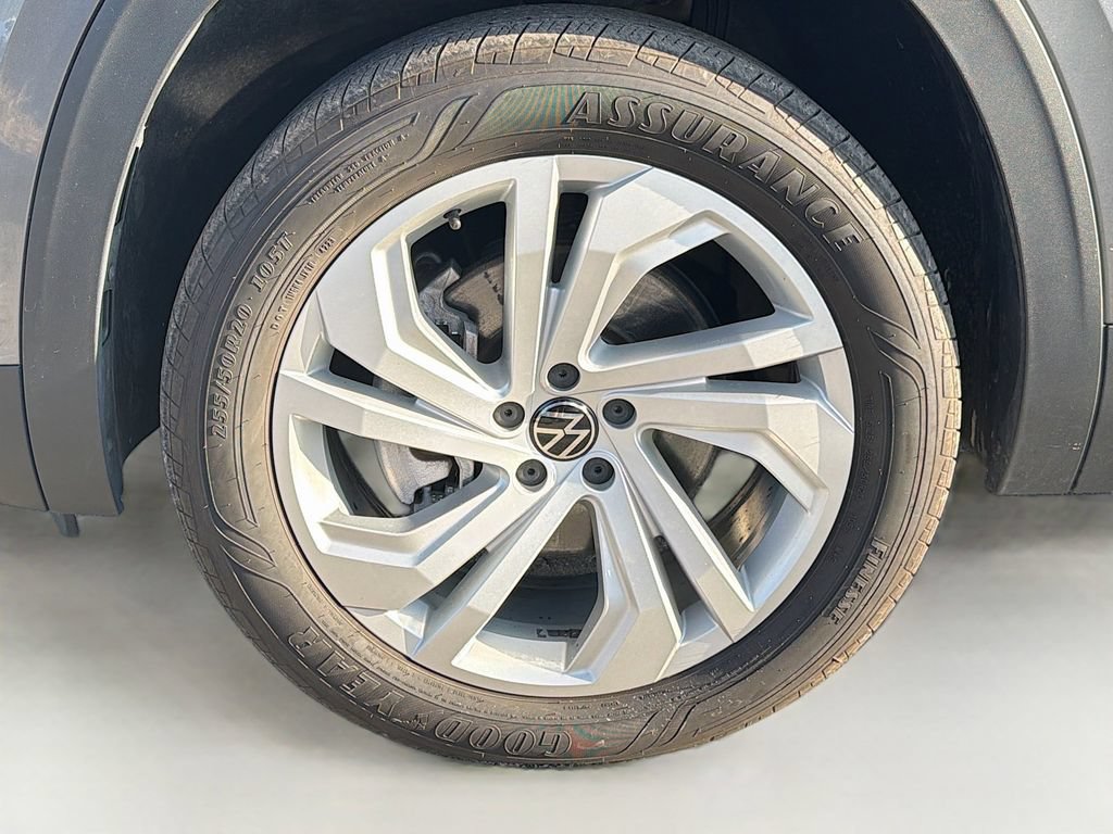 Used 2022 Volkswagen Atlas SEL AWD/4WD image 45