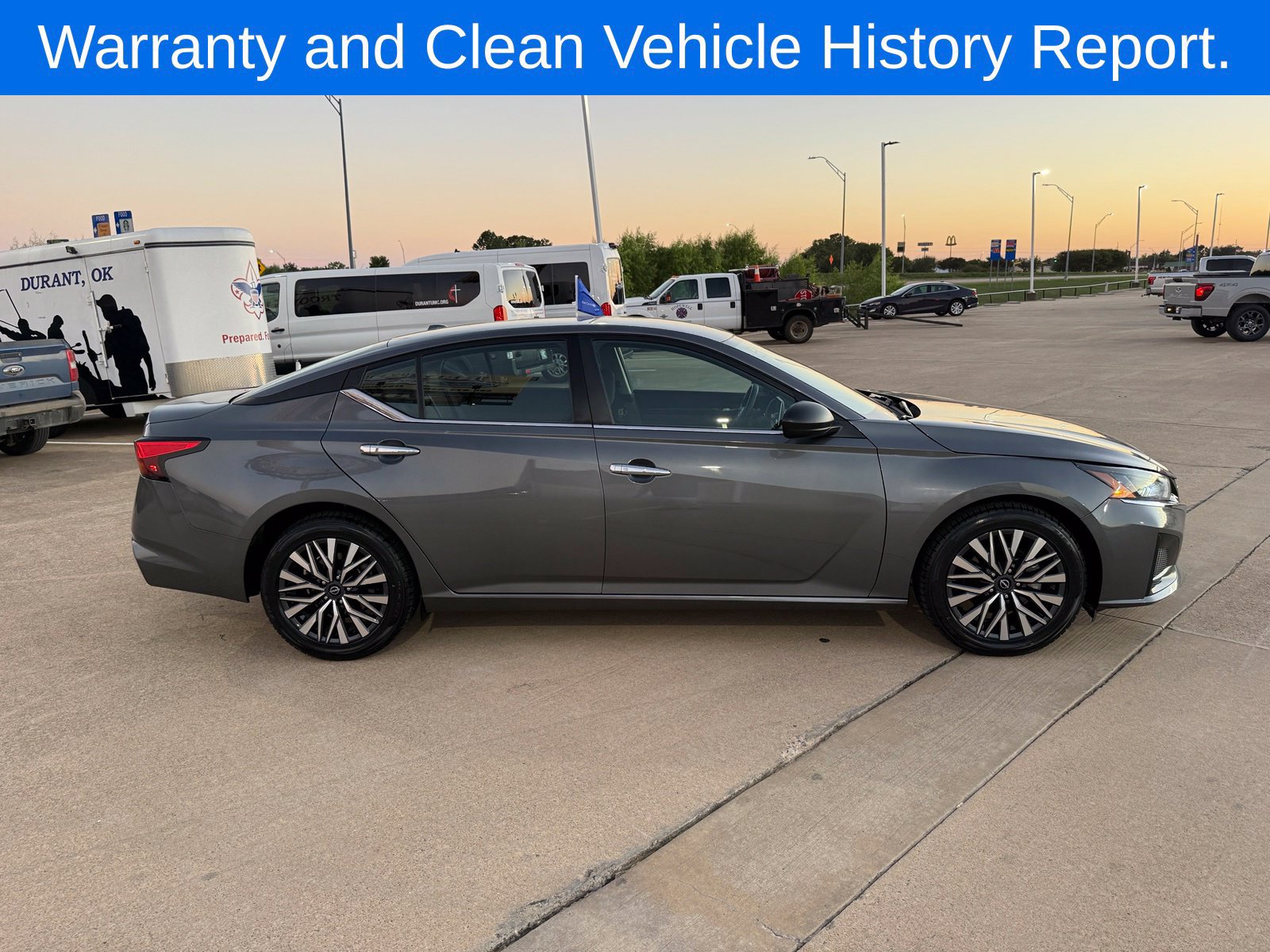 Used 2025 Nissan Altima 2.5 SV FWD image 4