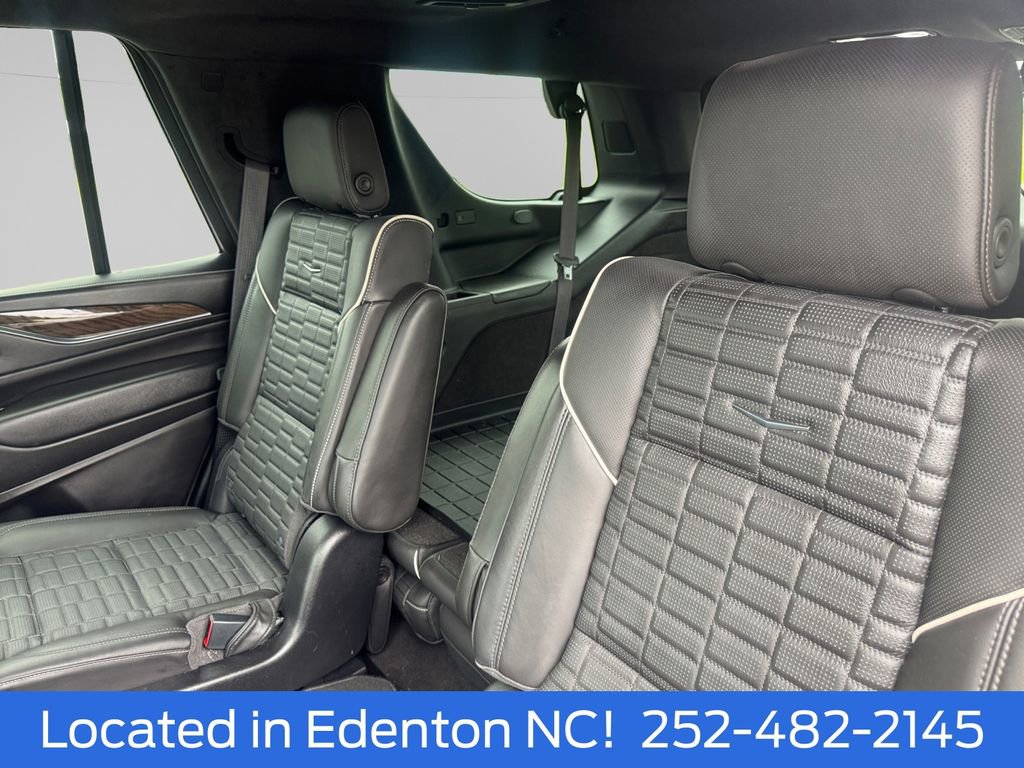 Used 2024 Cadillac Escalade Premium Luxury Platinum AWD/4WD image 14