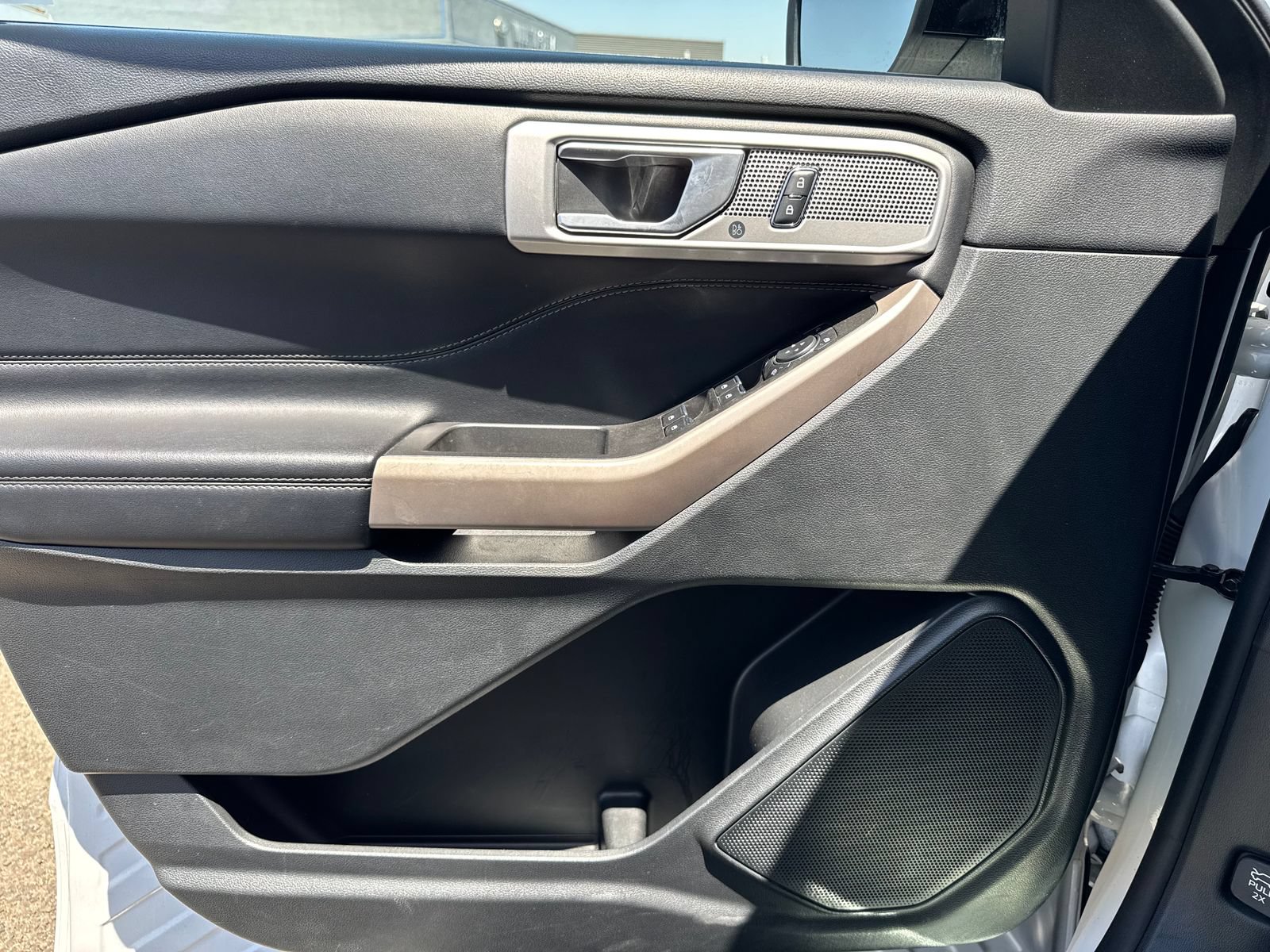 Certified 2023 Ford Explorer Limited RWD image 14