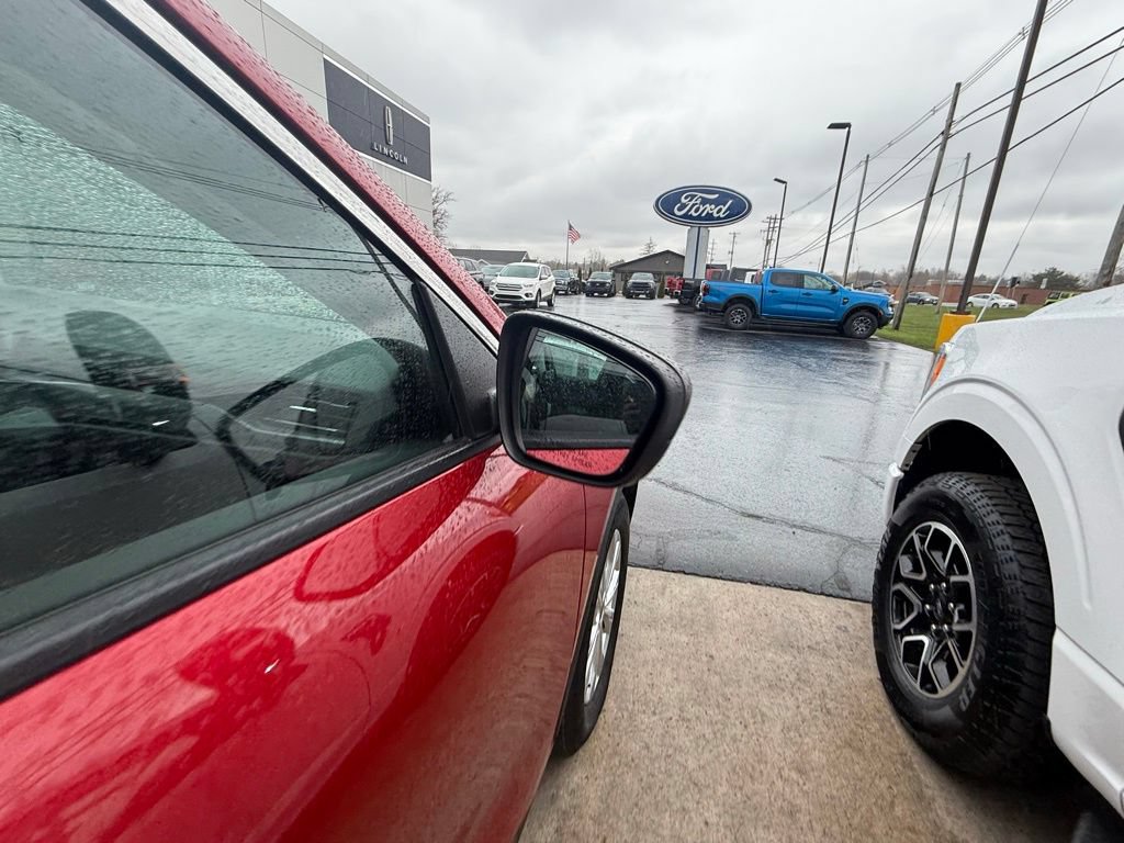 Certified 2023 Ford Escape ST-Line Select w/ Tech Pack #1 AWD/4WD image 10