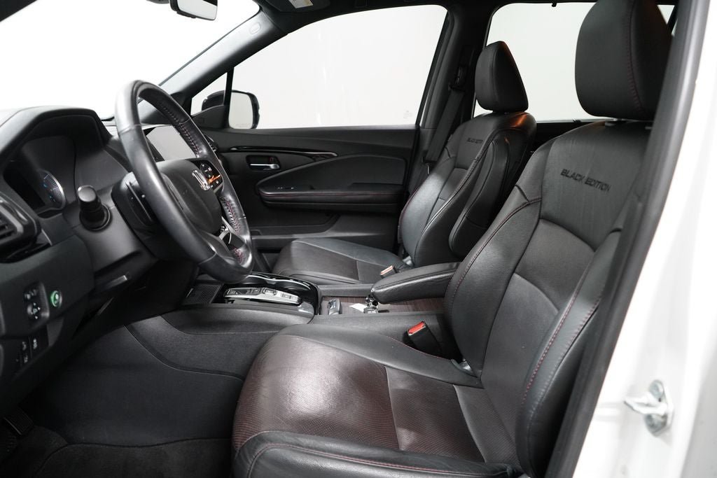 Used 2022 Honda Pilot Black Edition image 13