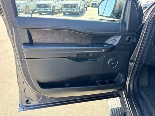 Certified 2018 Ford Expedition Limited w/ Equipment Group 301A AWD/4WD image 14