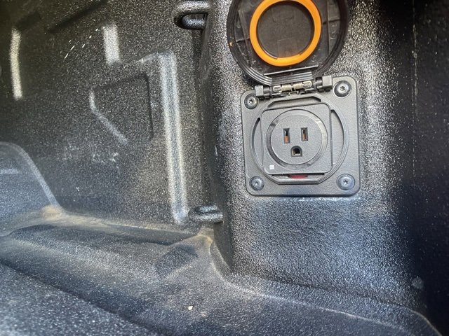 Used 2024 GMC Sierra 3500 Denali image 39