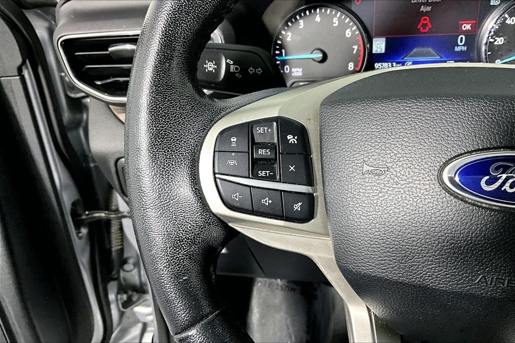 Certified 2021 Ford Explorer Limited RWD image 18
