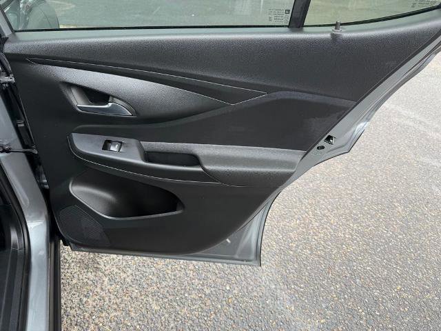 Used 2025 Buick Envista Preferred w/ Convenience I Package FWD image 19