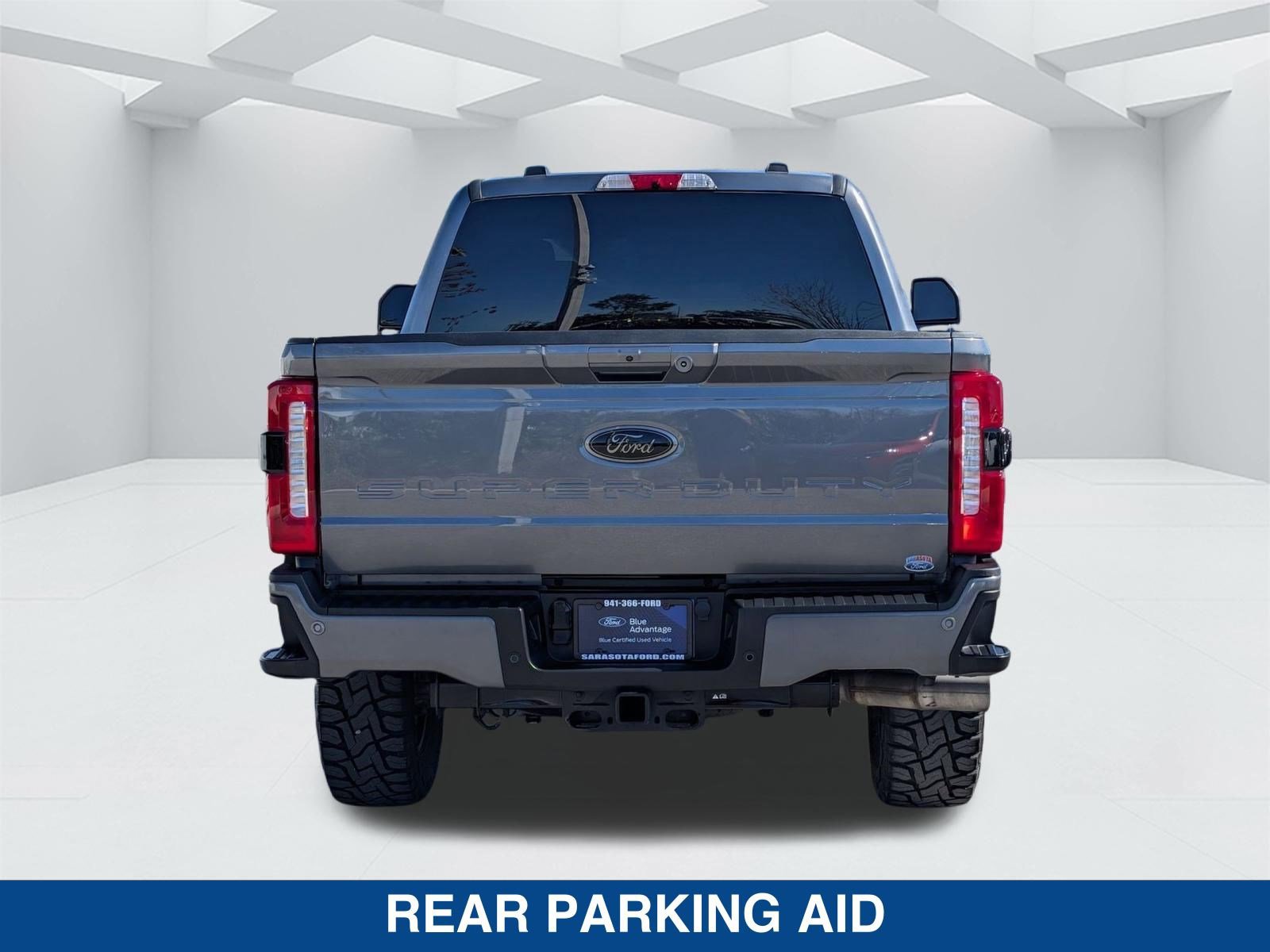 Certified 2025 Ford F250 Lariat w/ Black Appearance Package image 5