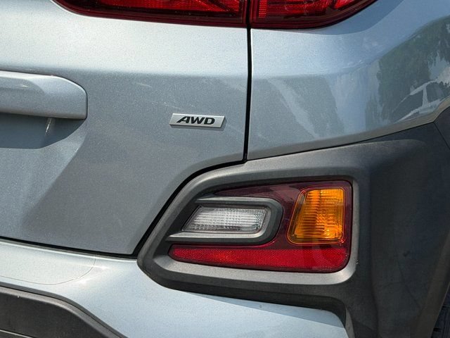 Used 2020 Hyundai Kona SEL Plus AWD/4WD image 37