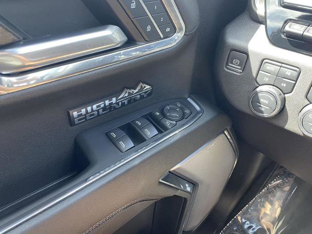 Used 2024 Chevrolet Silverado 1500 High Country w/ Technology Package image 33