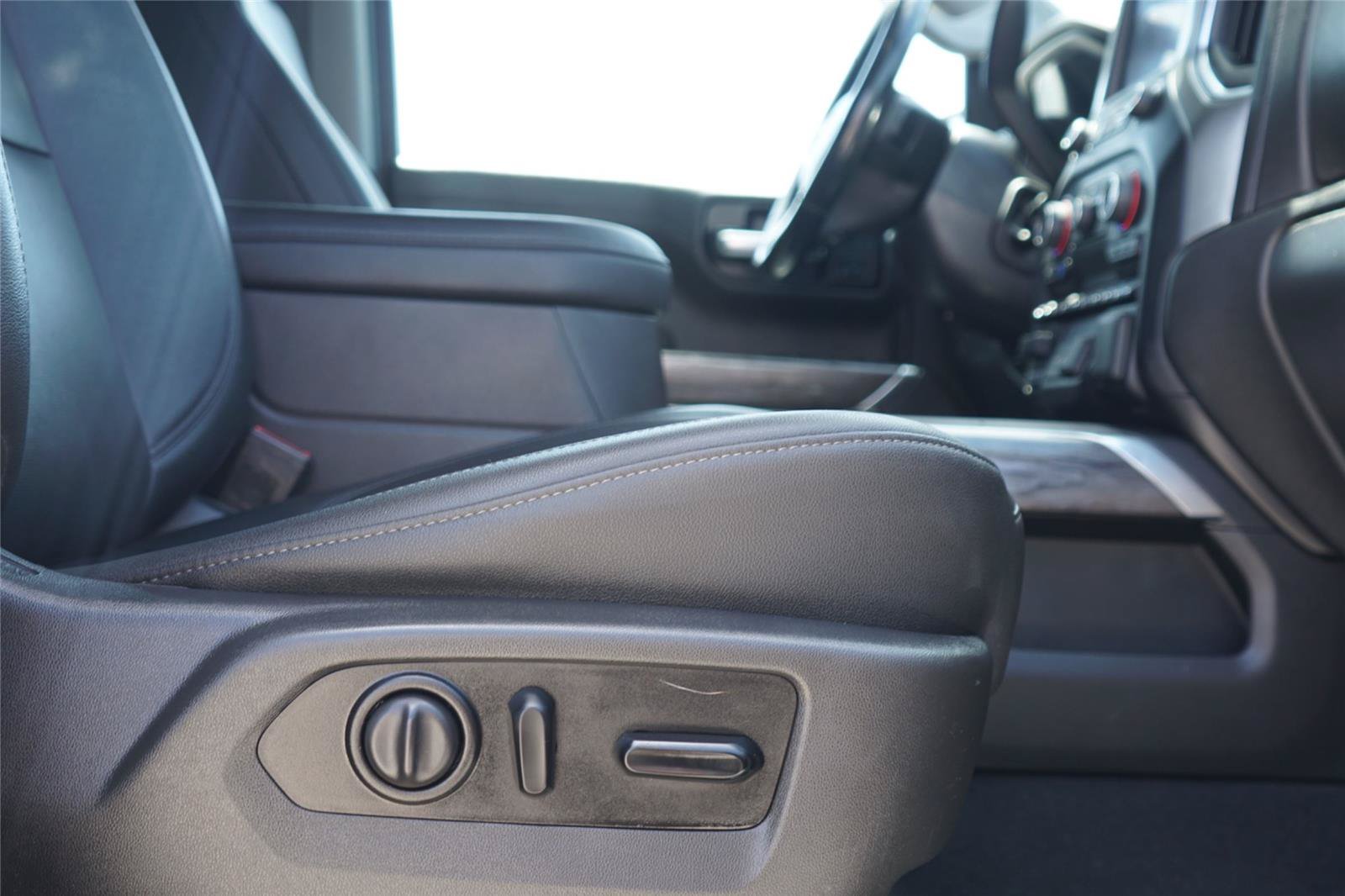 Used 2021 Chevrolet Silverado 1500 LTZ RWD image 28